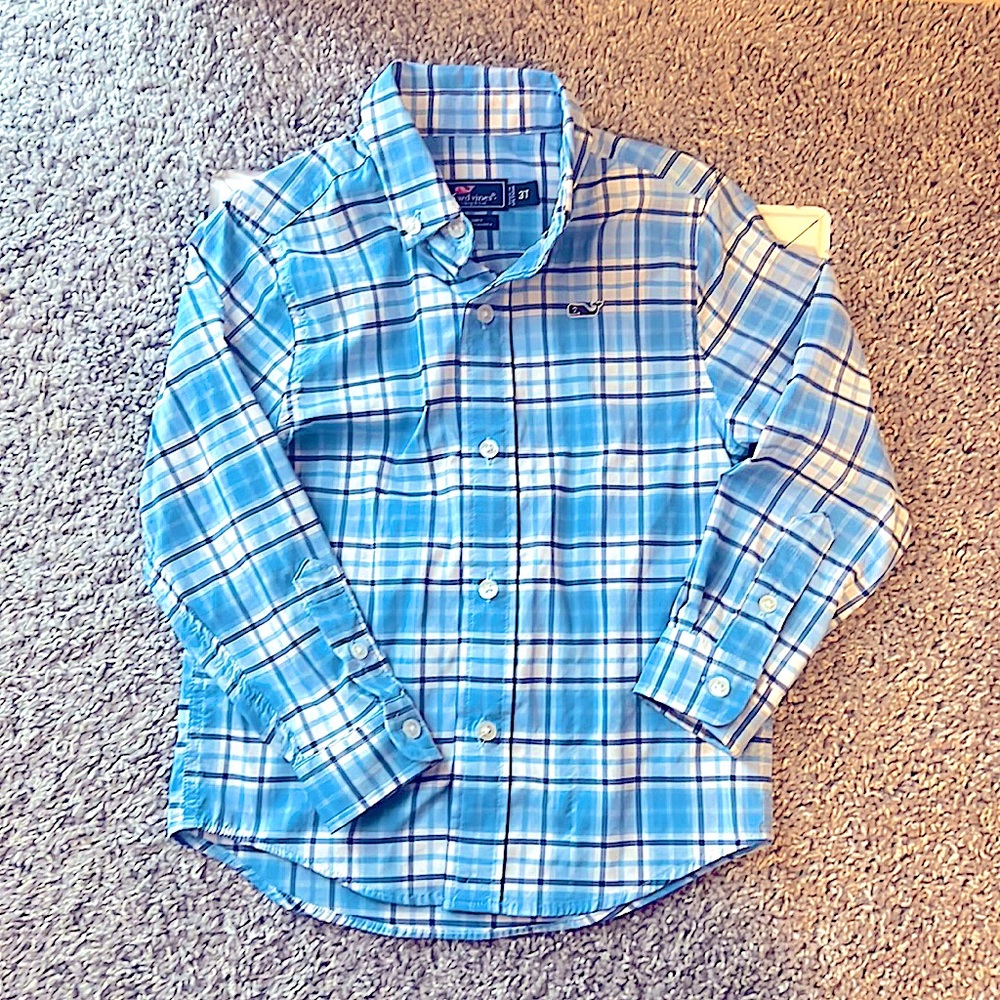 Toddler boys collars shirt from Vineyard Vines 🐳